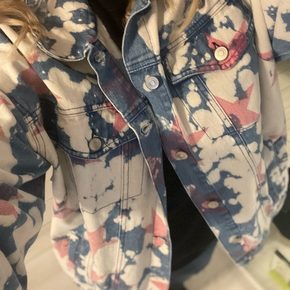 Toast❤️Jeans Acid Wash Star Print Denim Jacket NWOT - Picture 4 of 5